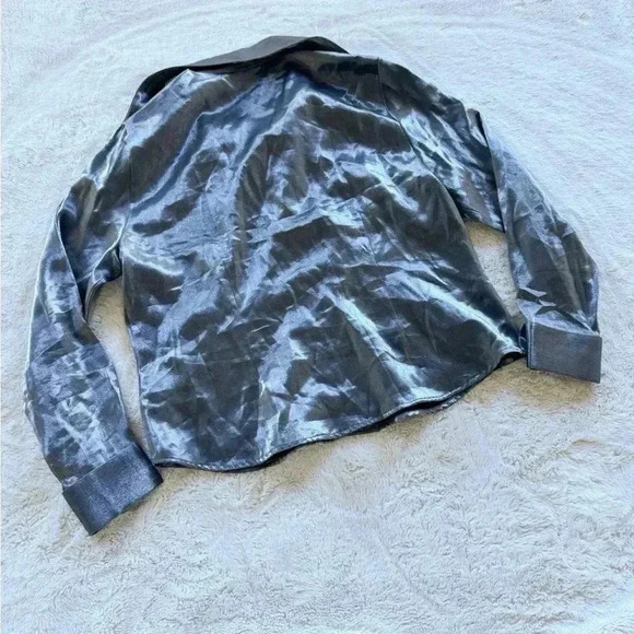 Christie & Jill Silver Petite Button Up Holiday Blouse Size 14P Fold Cuff Sleeve - Picture 2 of 3